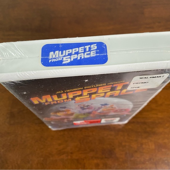 NEW SEALED Jim Henson's Muppets from Space (VHS, 1999) Video Tape Clamshell - Picture 3 of 3